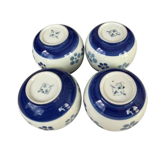 Set of 4 Vintage Japan Koransha Arita Ware Porcelain Teacups Bowls Blue Floral - Picture 9 of 11